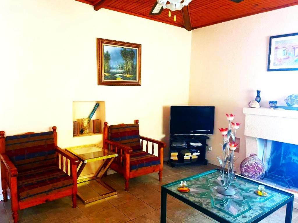 Little Bit Of Heaven Villa Sourpi Luaran gambar